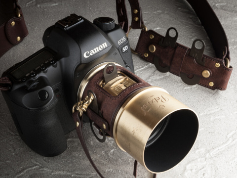 デジカメドレスアップ主義：レンズのための専用レザーケース