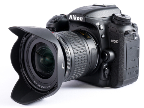 交換レンズレビュー：Nikon AF-P DX NIKKOR 10-20mm f/4.5-5.6G VR