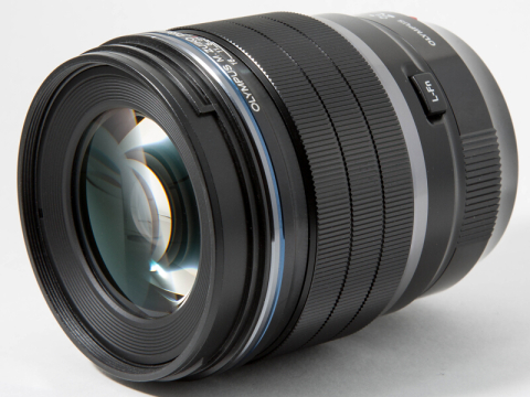 交換レンズレビュー：ポートレートで使いたい待望の超大口径の標準