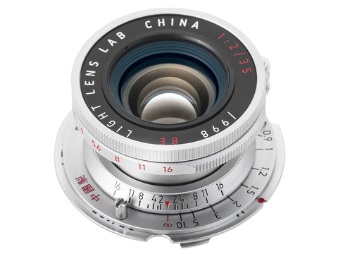 沈胴式になった“8枚玉“再現レンズ。「LIGHT LENS LAB LTM 35mm f/2