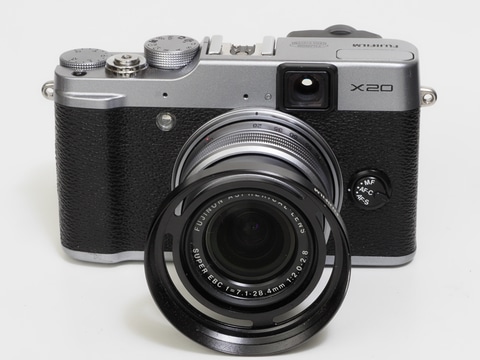 赤城耕一の「アカギカメラ」 第62回：今年もカメラ放蕩宣言！ FUJIFILM