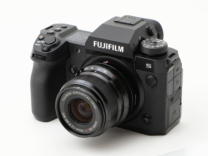 交換レンズレビュー：“小さくて軽い” 35mmAF単焦点レンズを一挙紹介