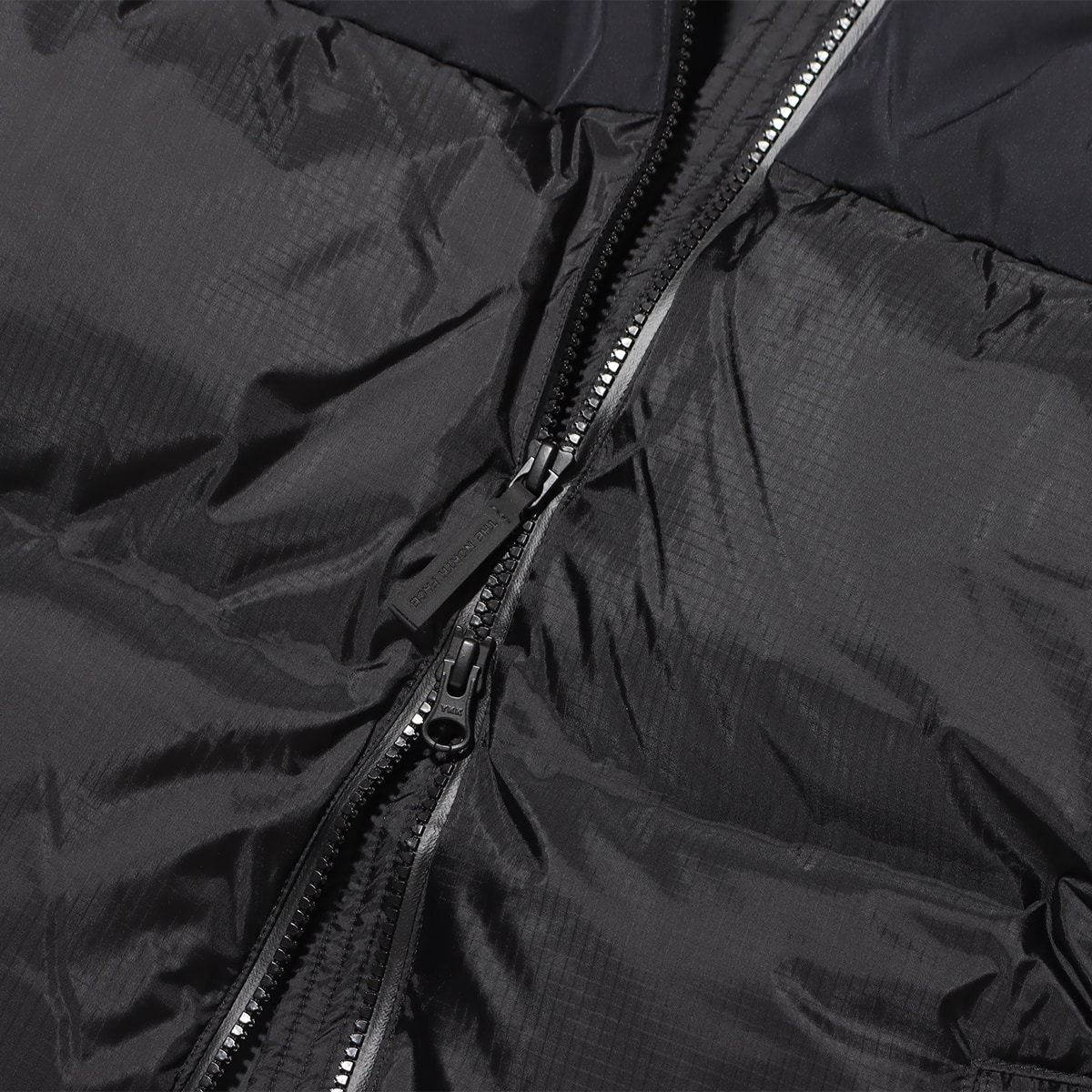 THE NORTH FACE WS NUPTSE HOODIE BLACK（ザ・ノース・フェイス