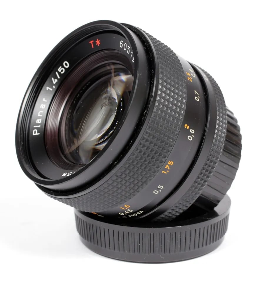 フィルムカメラ CONTAX ARIA PLANAR 50mm 没頭と刺激を求めてCONTAX