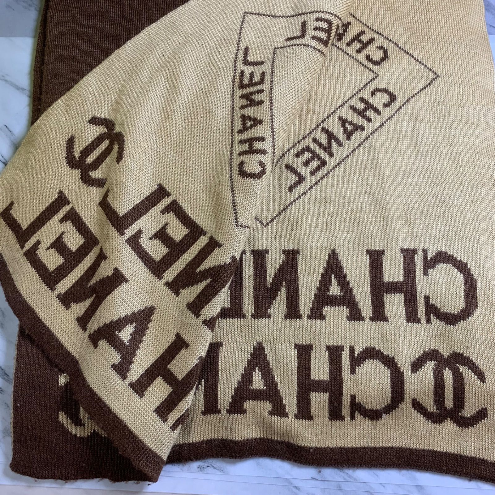 CHANEL海外 非売品ノベルティ シャネル マフラー - メルカリ