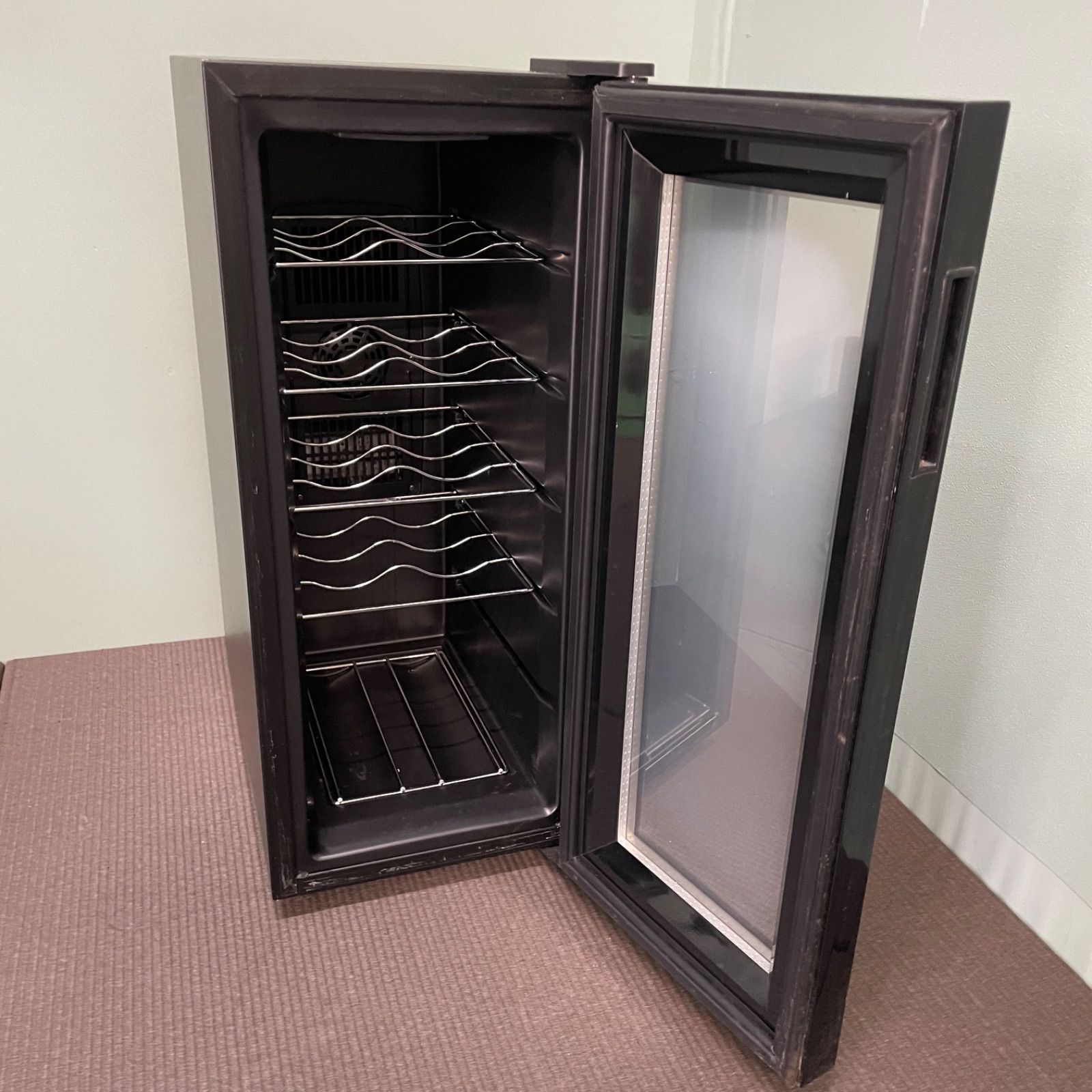 LEFIER 電子式ワインセラー35 LW-S12 40L 「6371」 楽天市場】楽天1位