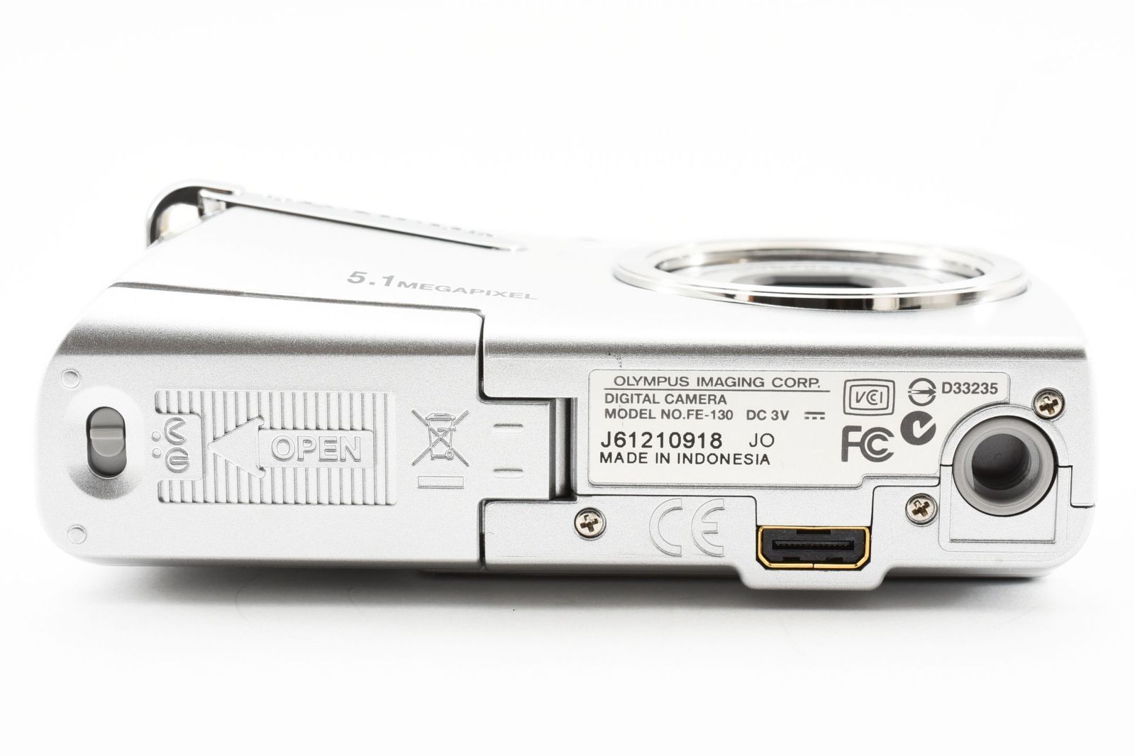 ☆極上品☆ オリンパス OLYMPUS FE-130 単三電池駆動 コンパクト