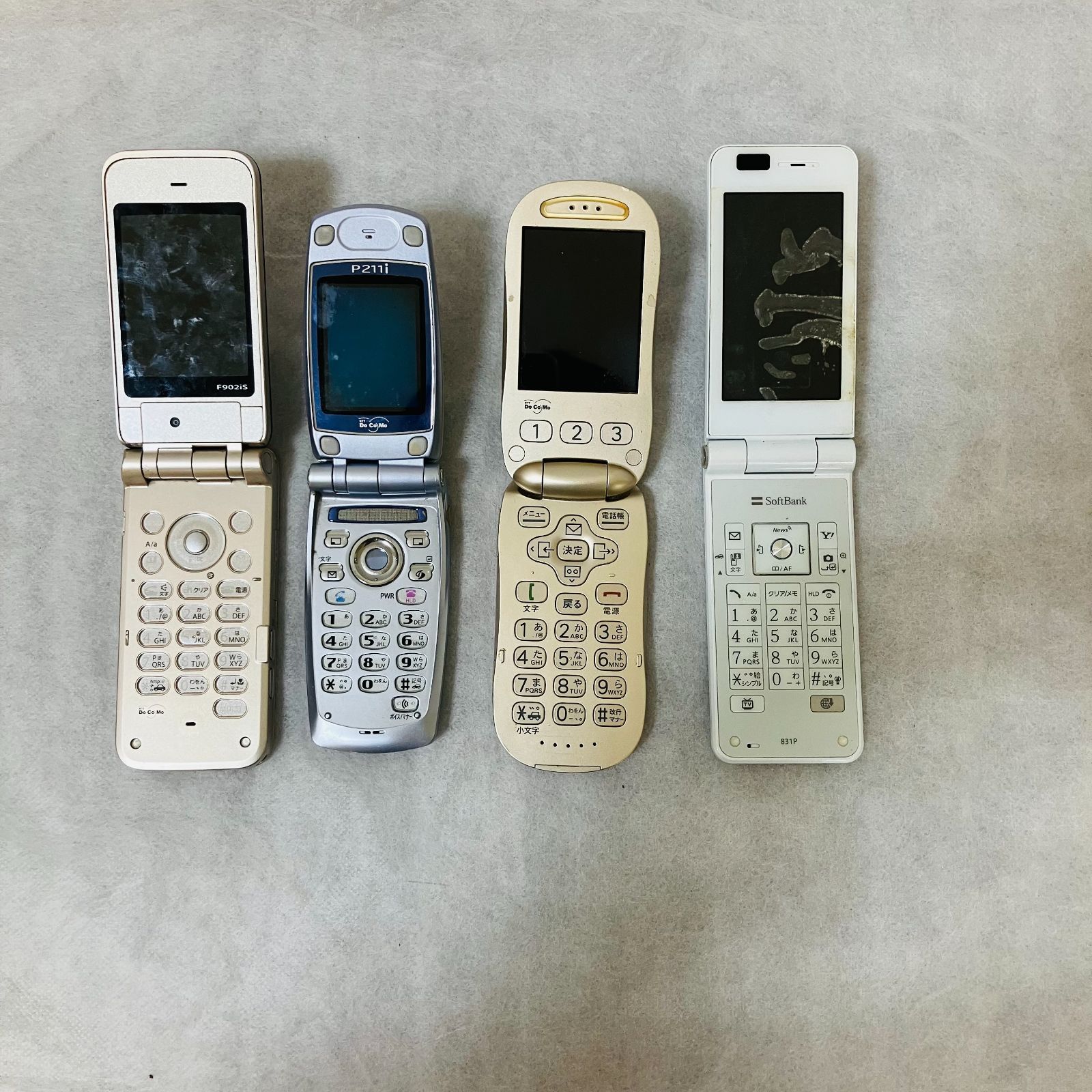 24459】ガラケー スマホ iPod ウォークマン ジャンク まとめて13台