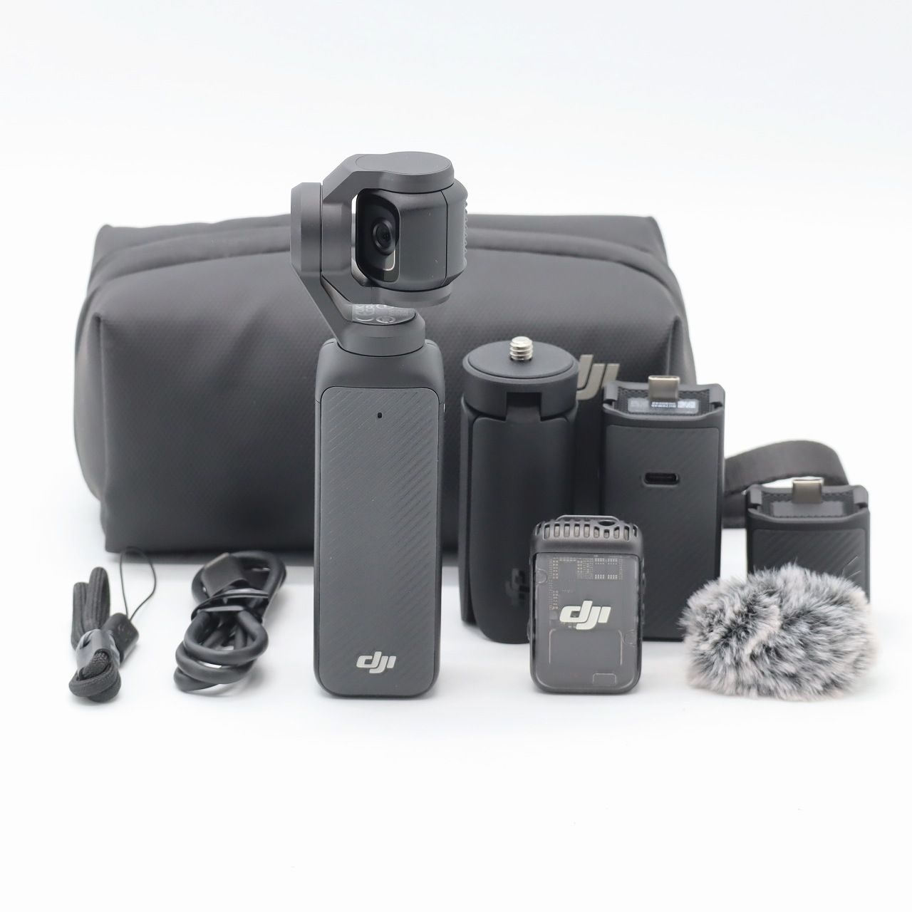 DJI Osmo Pocket 3 クリエイターコンボ - メルカリ