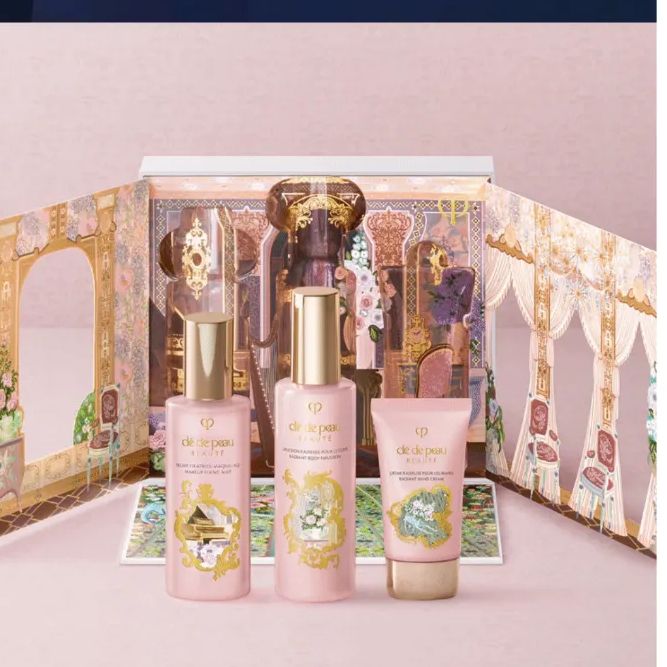 クレドポーボーテ 2024年 ラディアンスギフト BLUE BLACK コフレ