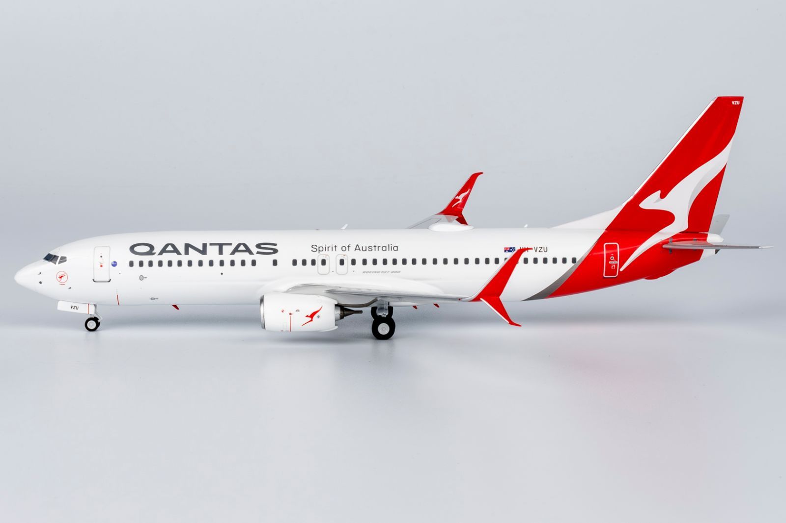 カンタス航空 737-800 VH-VXT 1/200 カンタス航空 737-800 VH-VXT 1/200