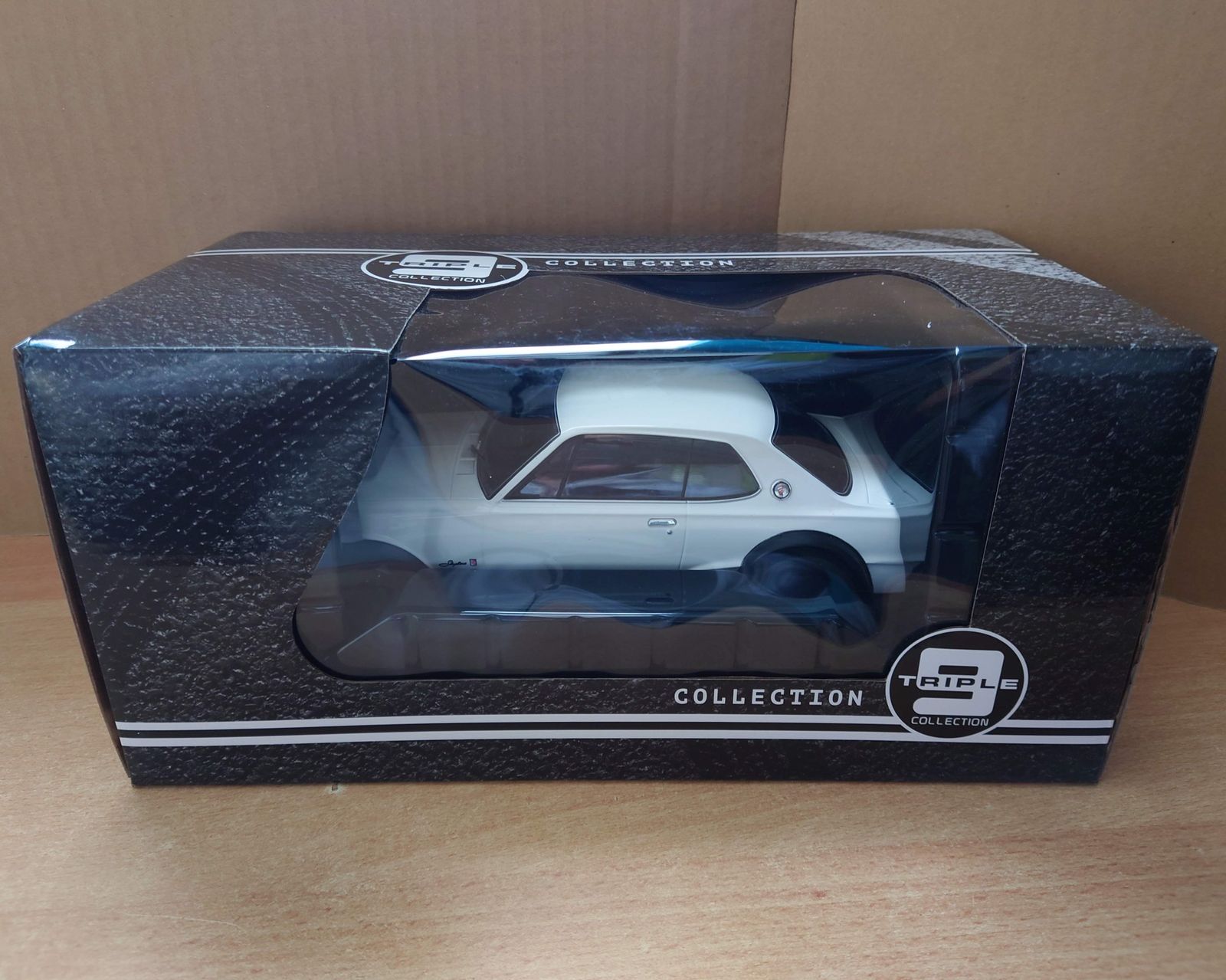 1/18 日産GT-R ハコスカ ホワイト スカイライン2000GT-R - メルカリ