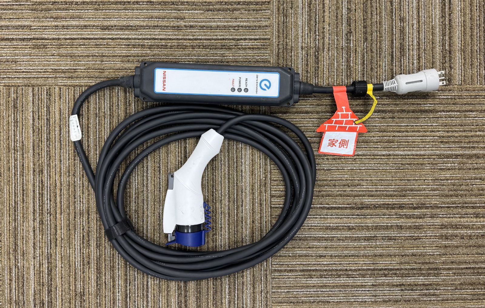 日産NISSAN 電気自動車 充電ケーブル 29690-6WX0A ケース付き 日産