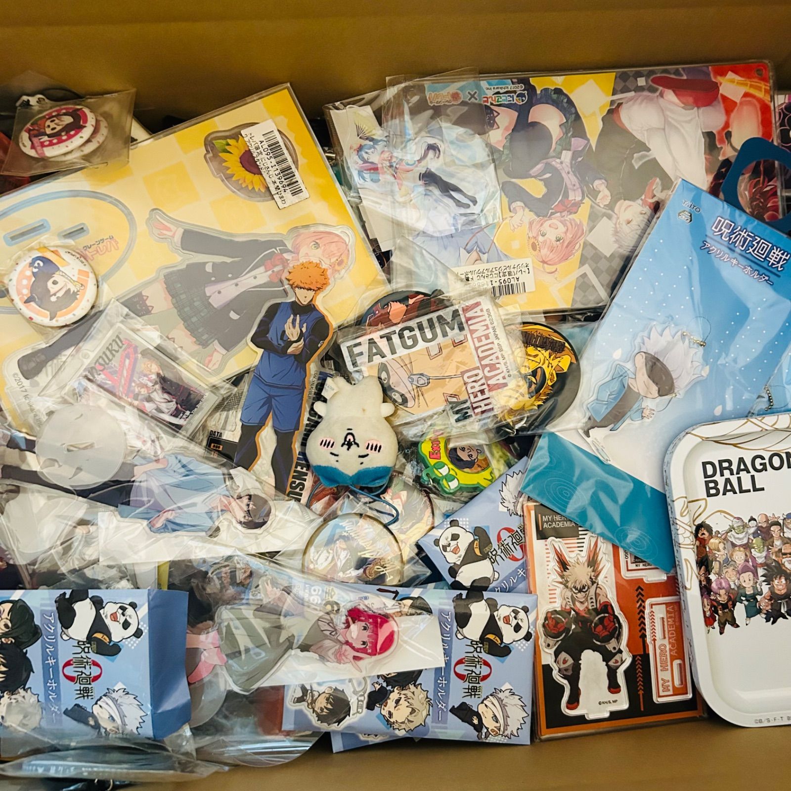 24時間内発送］アニメグッズ まとめ売り 大量 断捨離 500点以上 500点