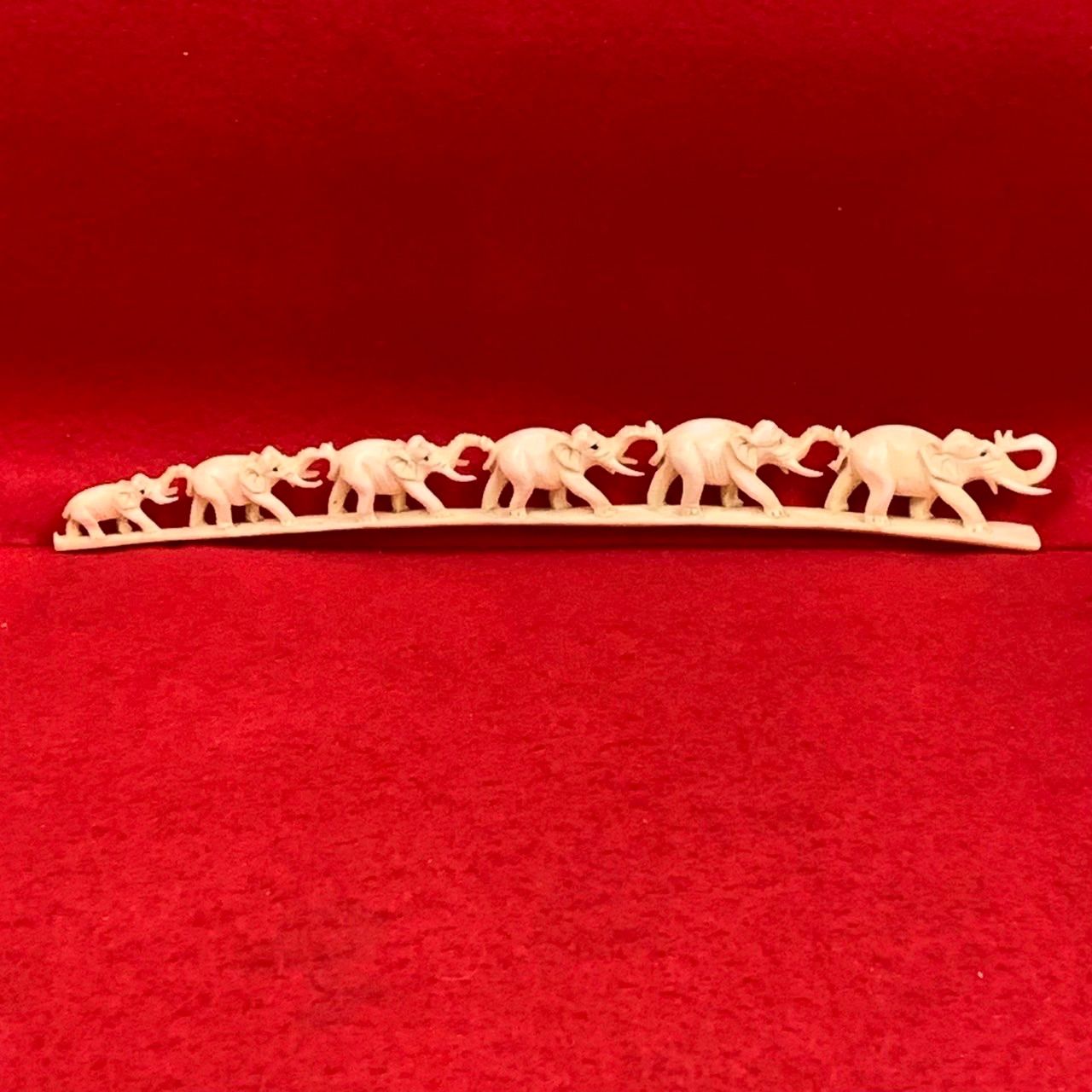 象牙風 象 ゾウ置物 6頭 マンモス 彫刻 J-3 - メルカリ
