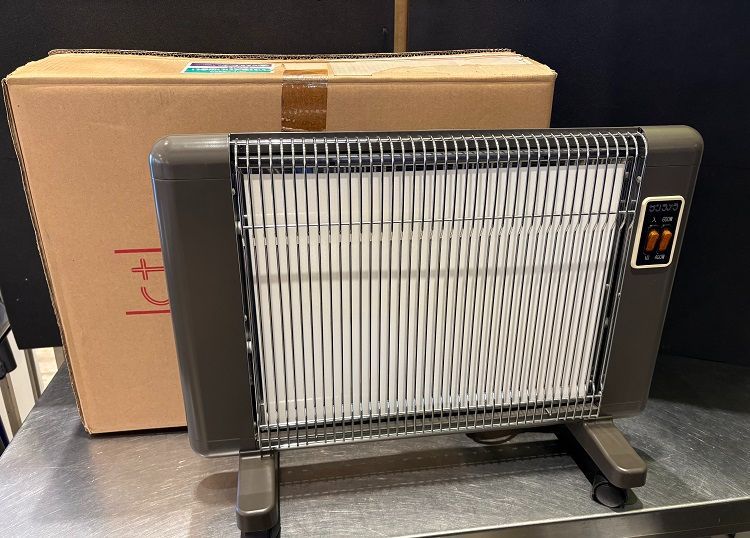 値下げアイテム！【中古品】サンラメラ 遠赤外線ヒーター 600W/400W