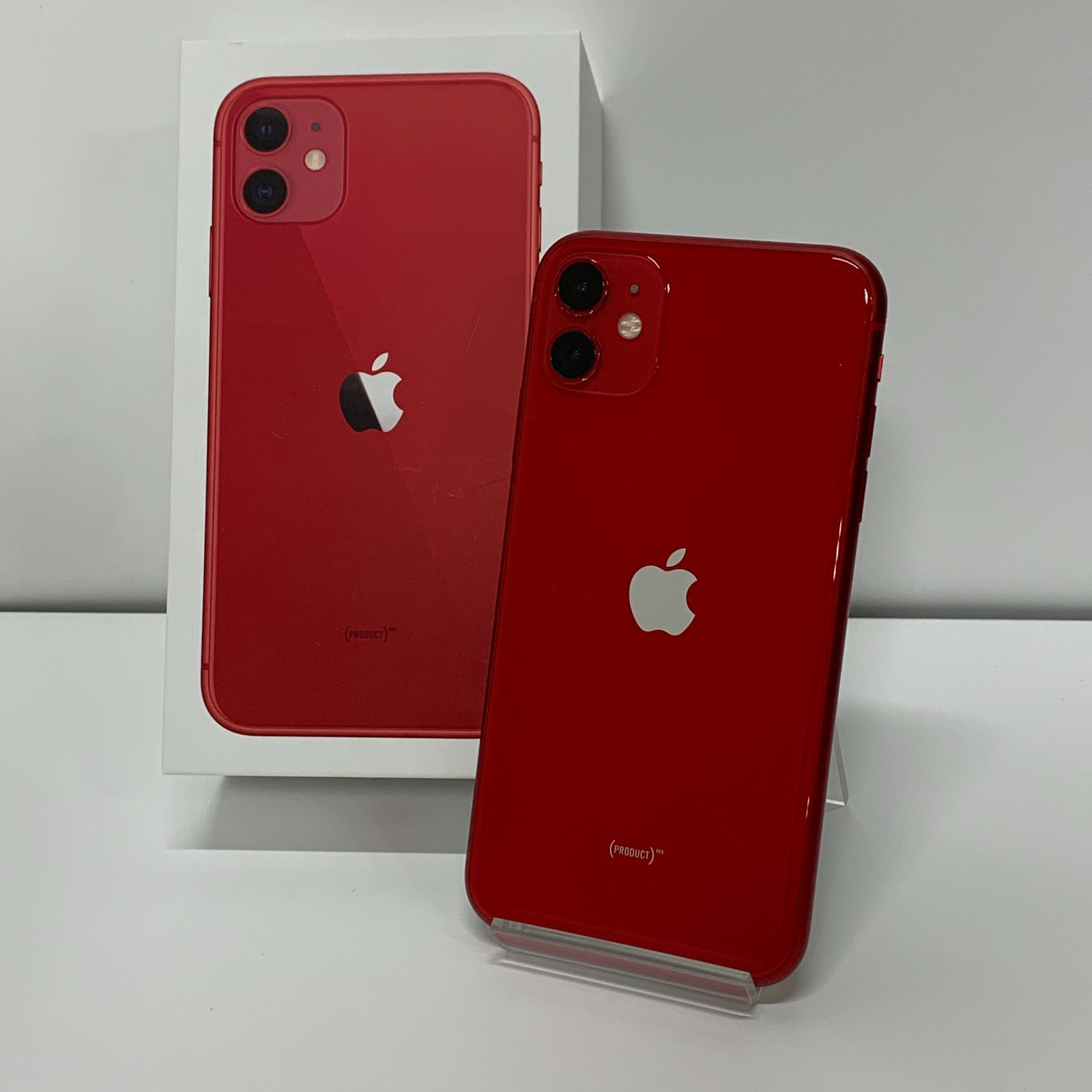画面修理歴有】【68％】【箱付き】iPhone11 レッド 128GB IMG_8210.jpg