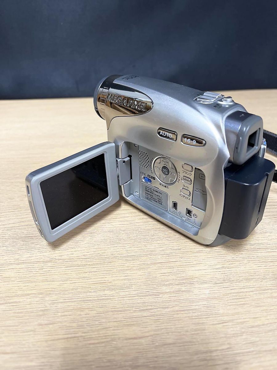 ジャンク品】 Victor ビクター デジタルビデオカメラ GR-D650-S - メルカリ