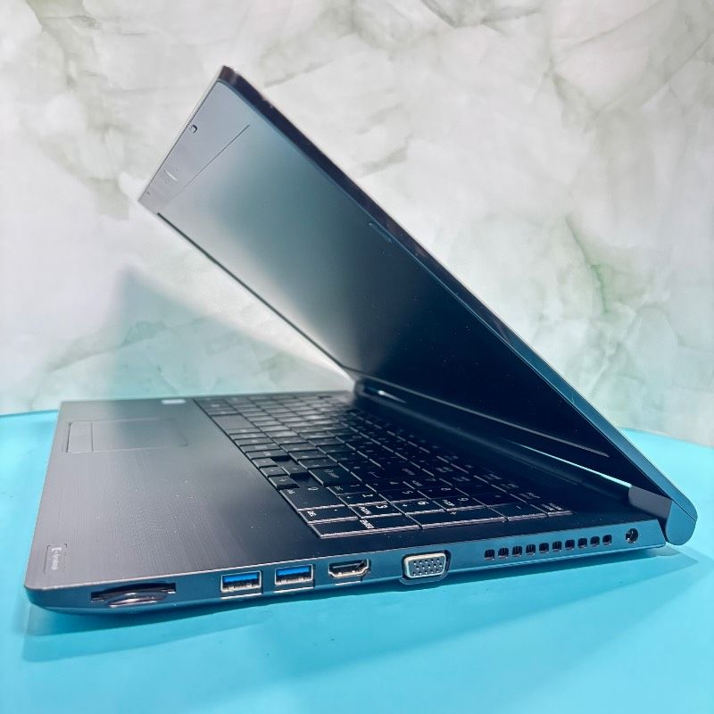 Windows11ノートパソコン【Office付‼】☆安心TOSHIBA ☆メモリ8G☆新品