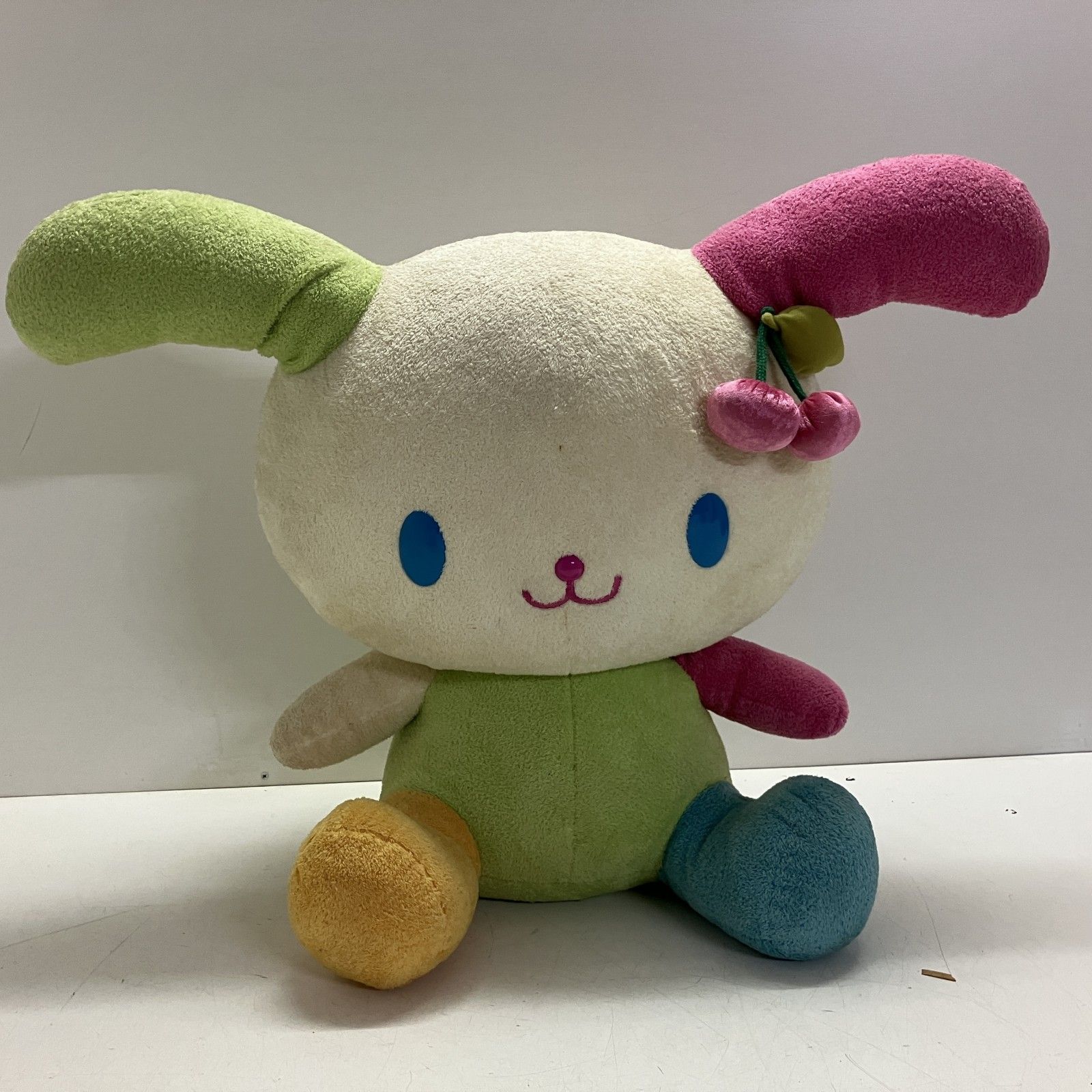 ◇ Sanrio サンリオ ぬいぐるみ ウサハナ USAHANA BIGサイズ