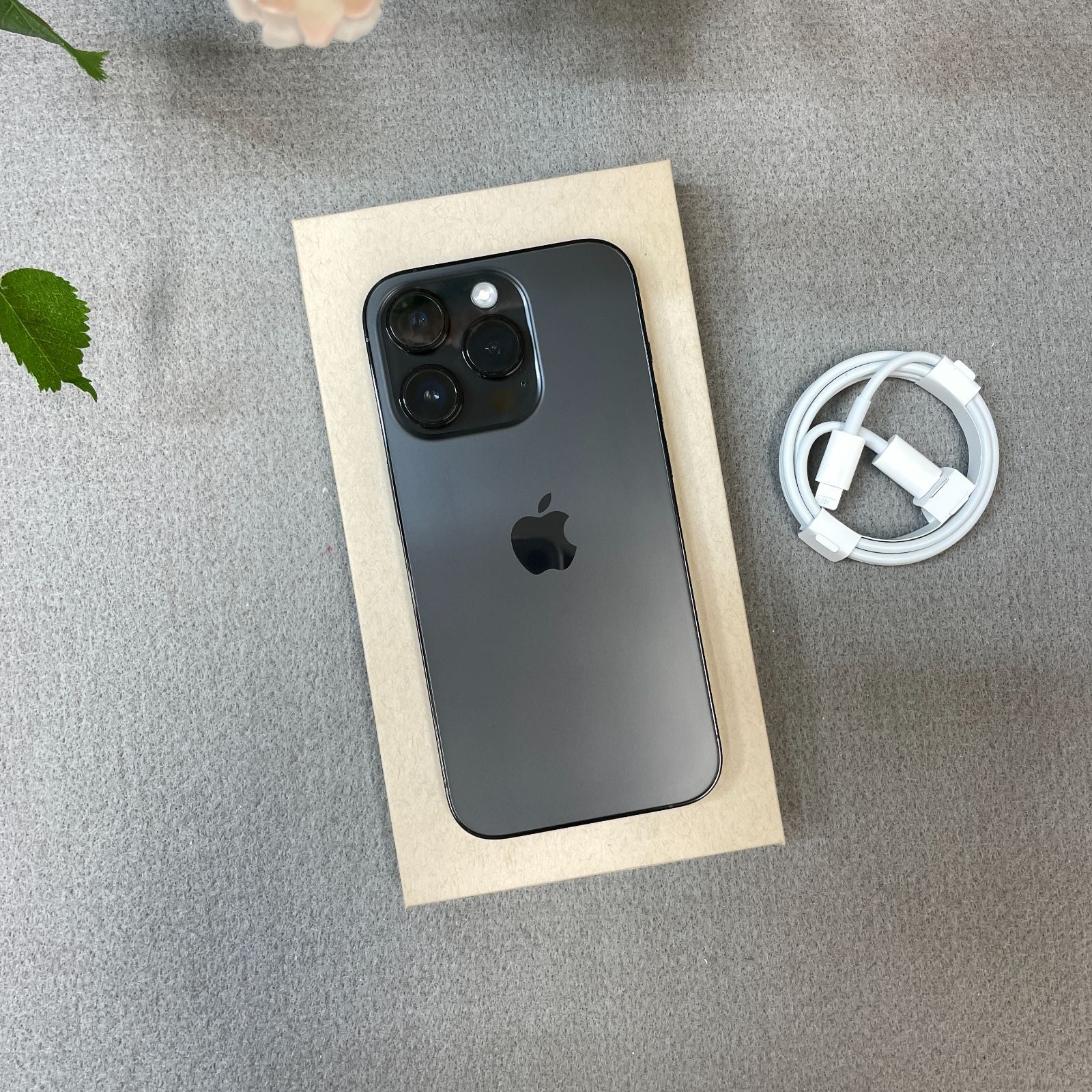 iPhone 14Pro 256GB ブラック 国内版SIMフリー送料無料 - メルカリ