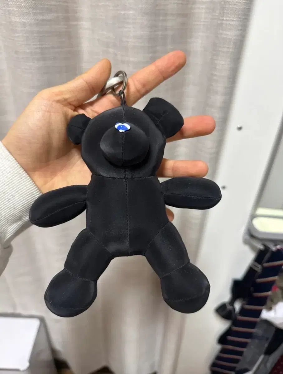 ADER ERROR アーダーエラー クマ キーホルダー ブラック - メルカリ