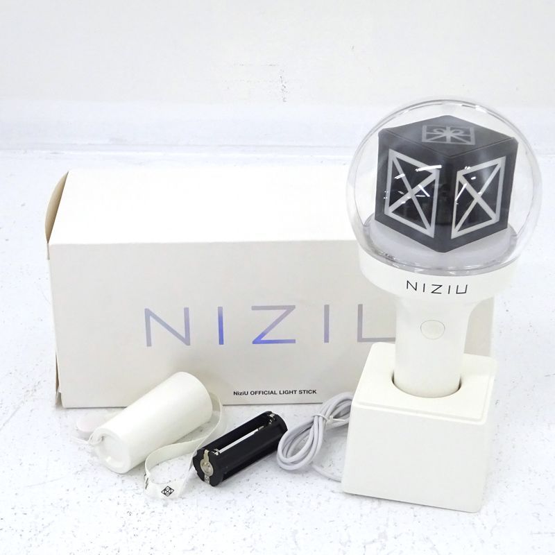 三重店】NiziU OFFICIAL LIGHT STICK 公式ペンライト ライトスティック