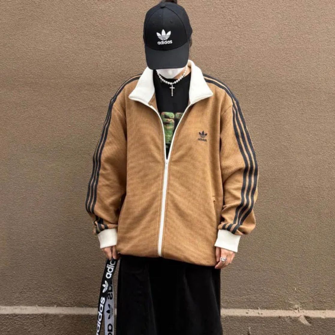 日本未発売カラー2XL⭐️新品 adidas アディカラー 刺繍トレファイル