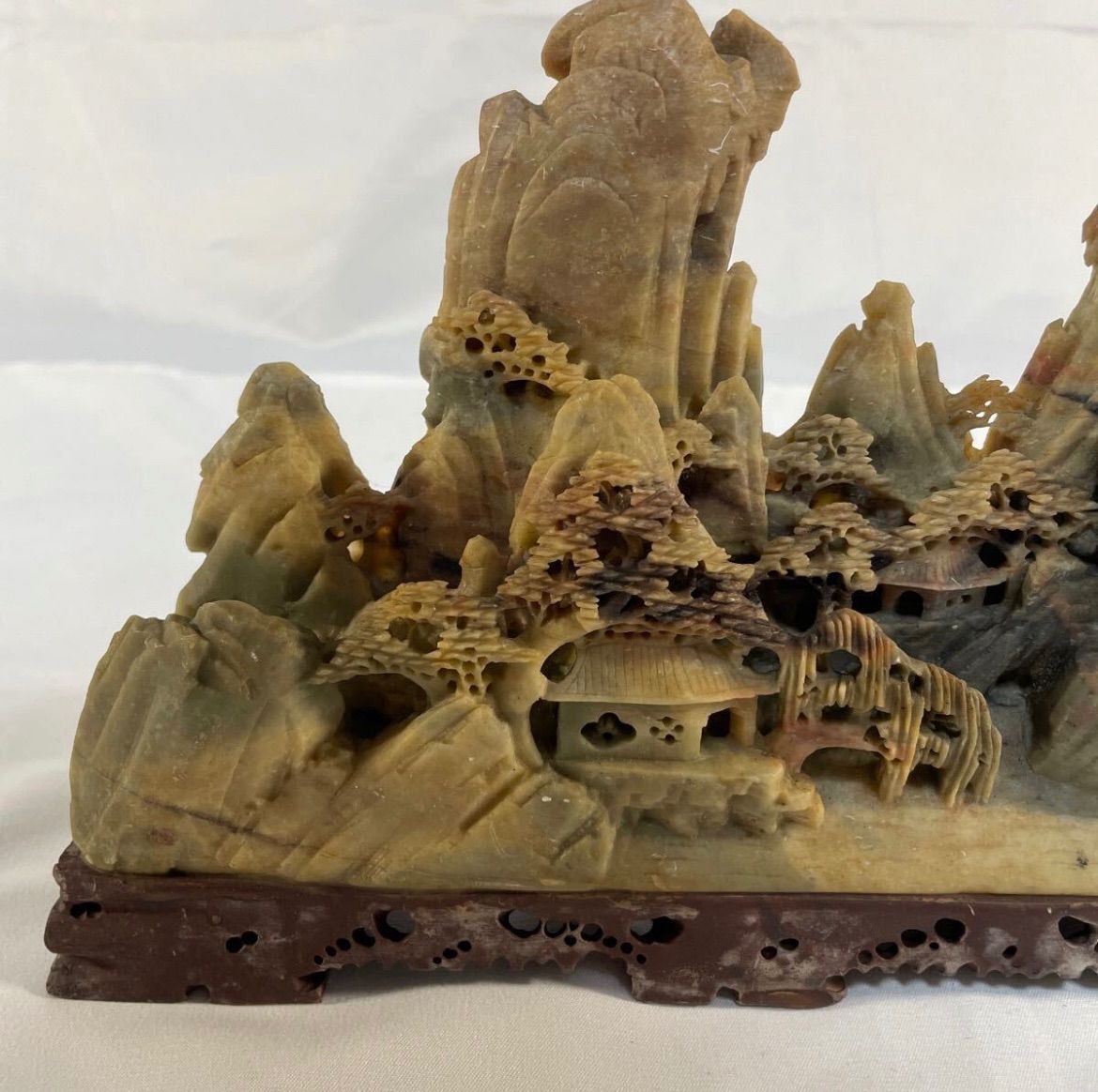 中国美術 【慰】中国美術 玉石寿山石 青金石彫刻 山水図 置物 古玩