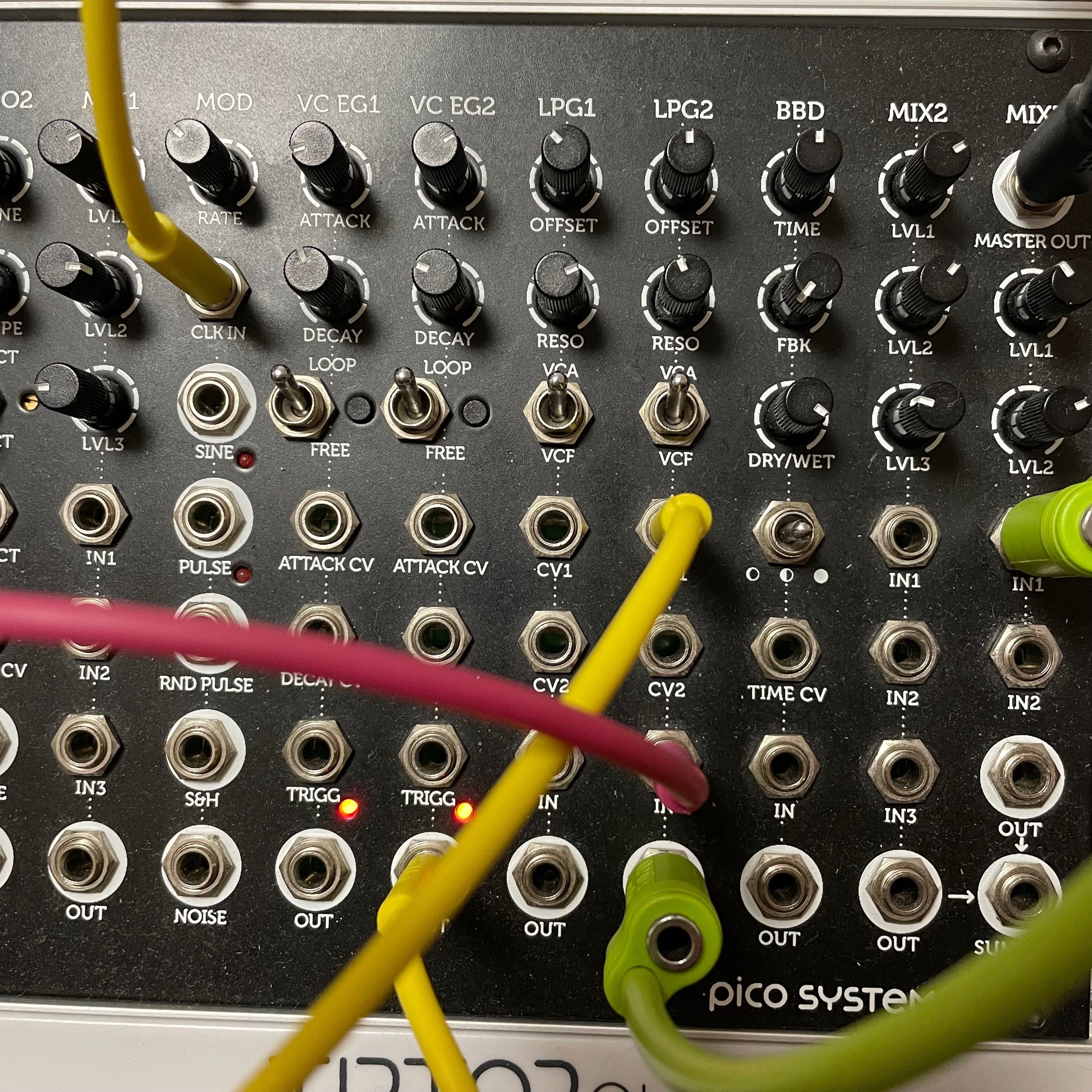 ギタリストのためのモジュラーシンセ〜Strymon AA.1〜｜アノニマスDTM