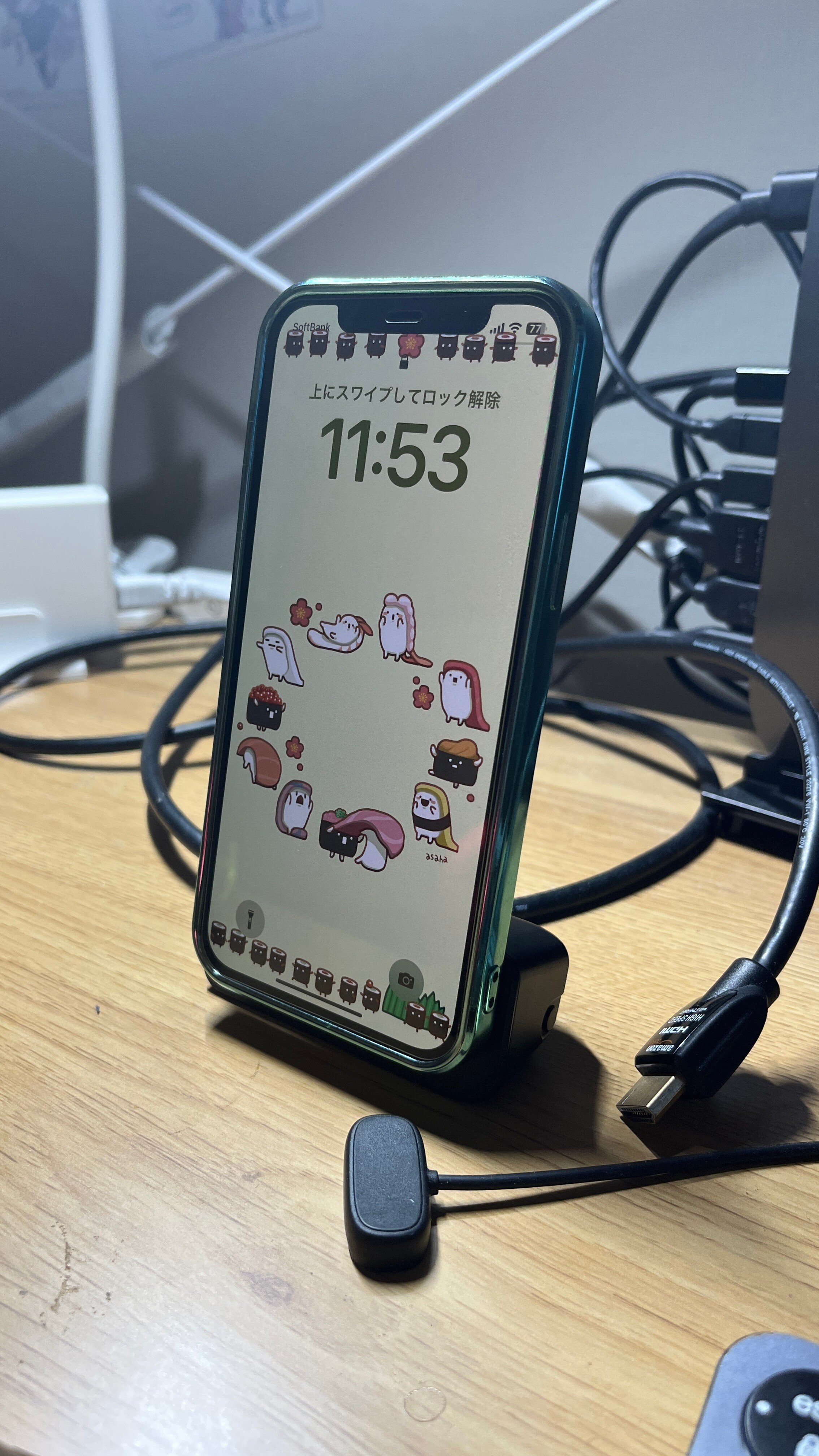 多機能だけど、高価なiPhone用カメラグリップ Fjorden｜大山大工