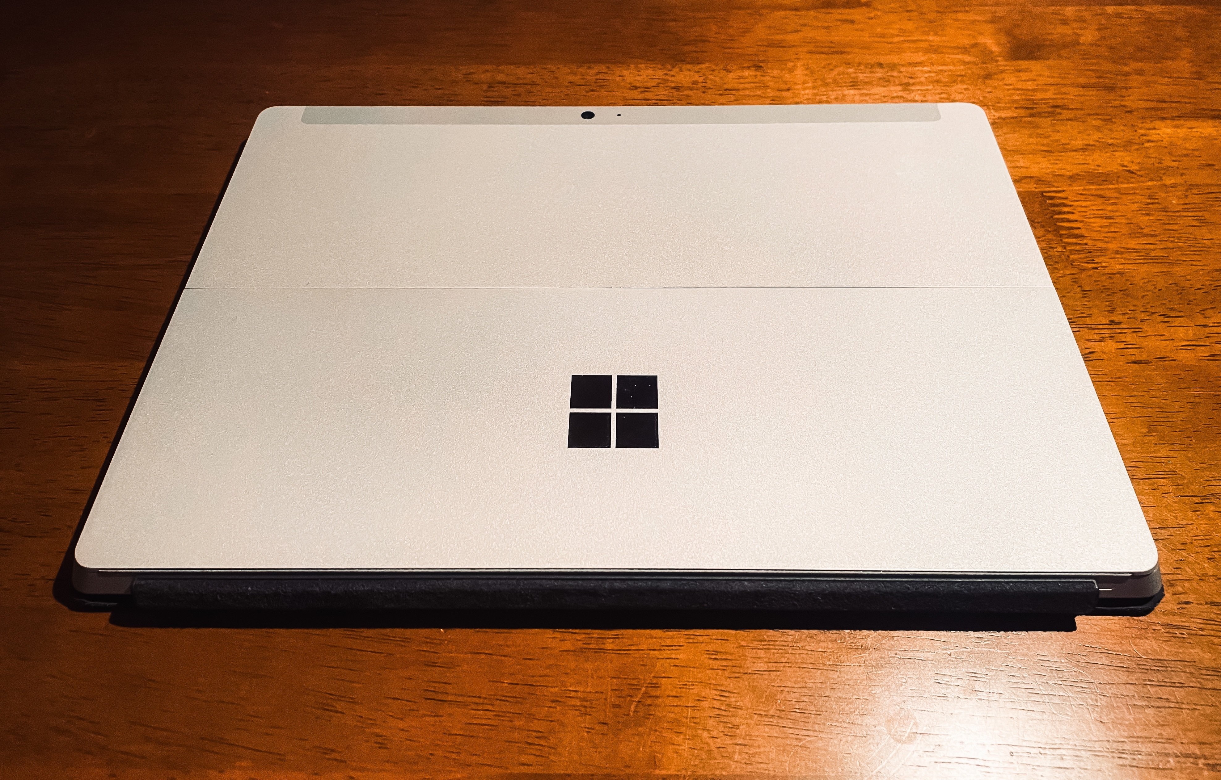 surface 3】 中古価格22,000円で純正キーボード付きは”PCが苦手”な私に