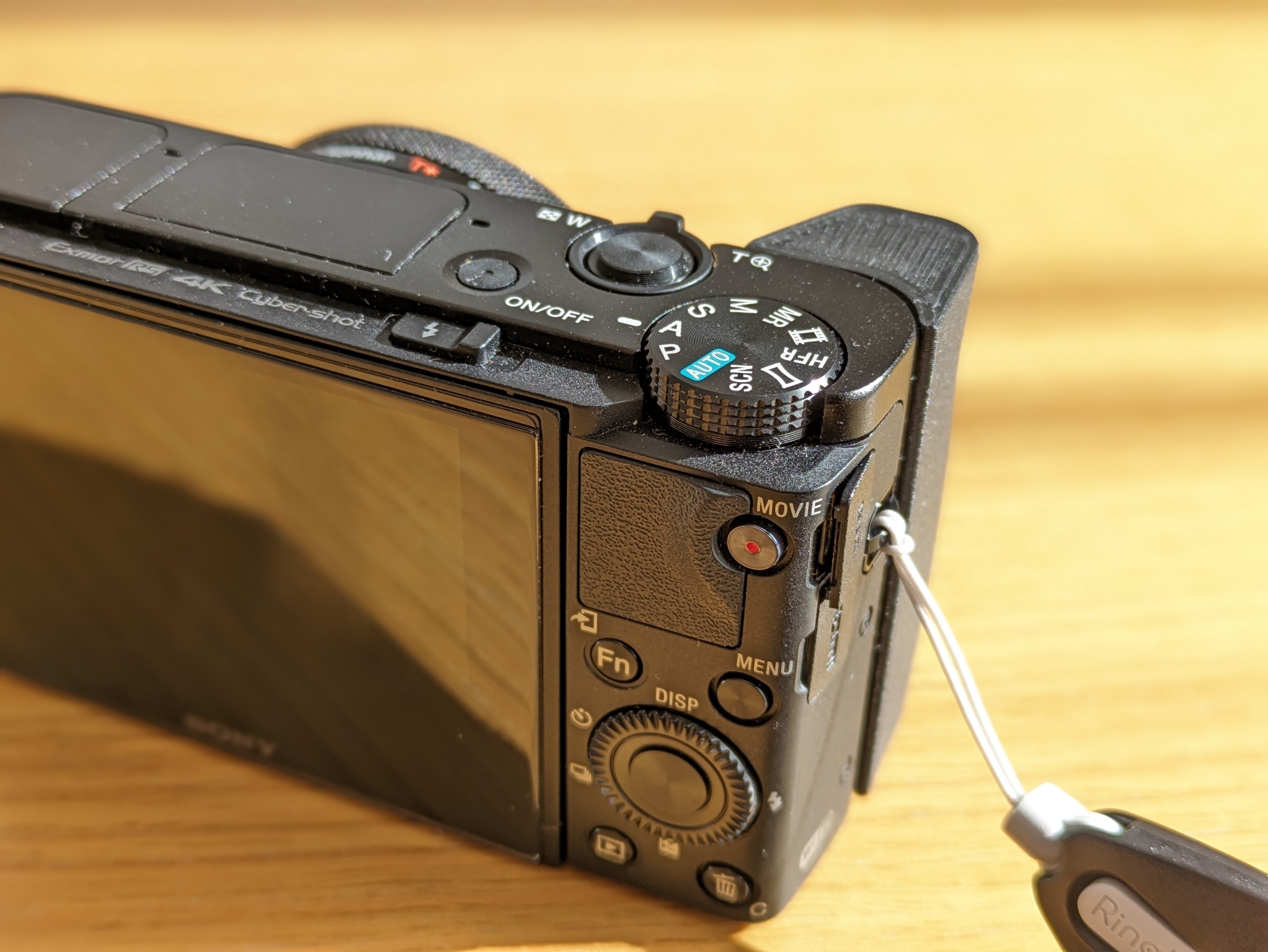 旅の新しい相棒 SONY RX100V｜ytkampf_fps0