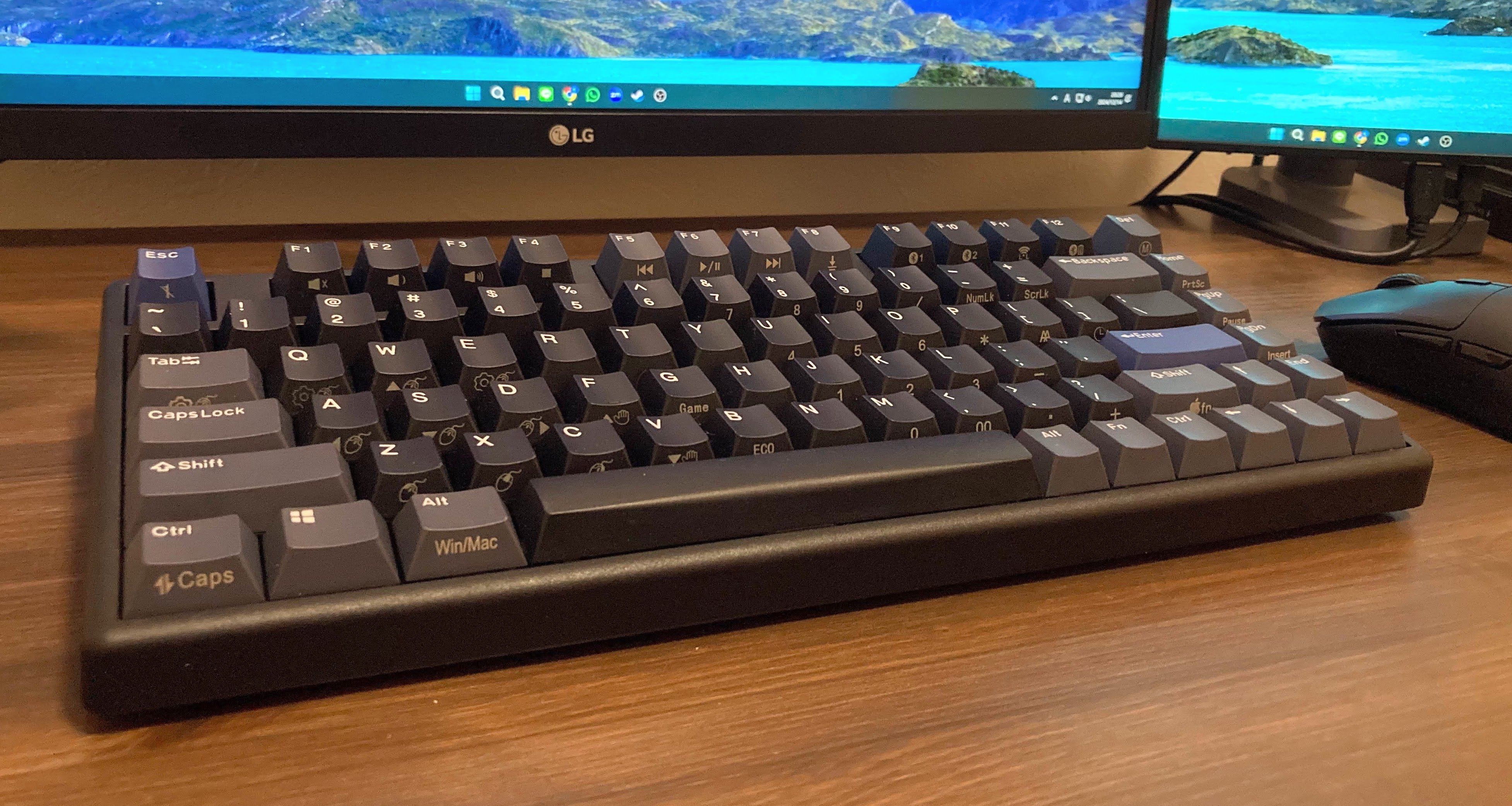 NiZ Micro82 Black 静電容量無接点方式で特異な高性能モデル｜参考