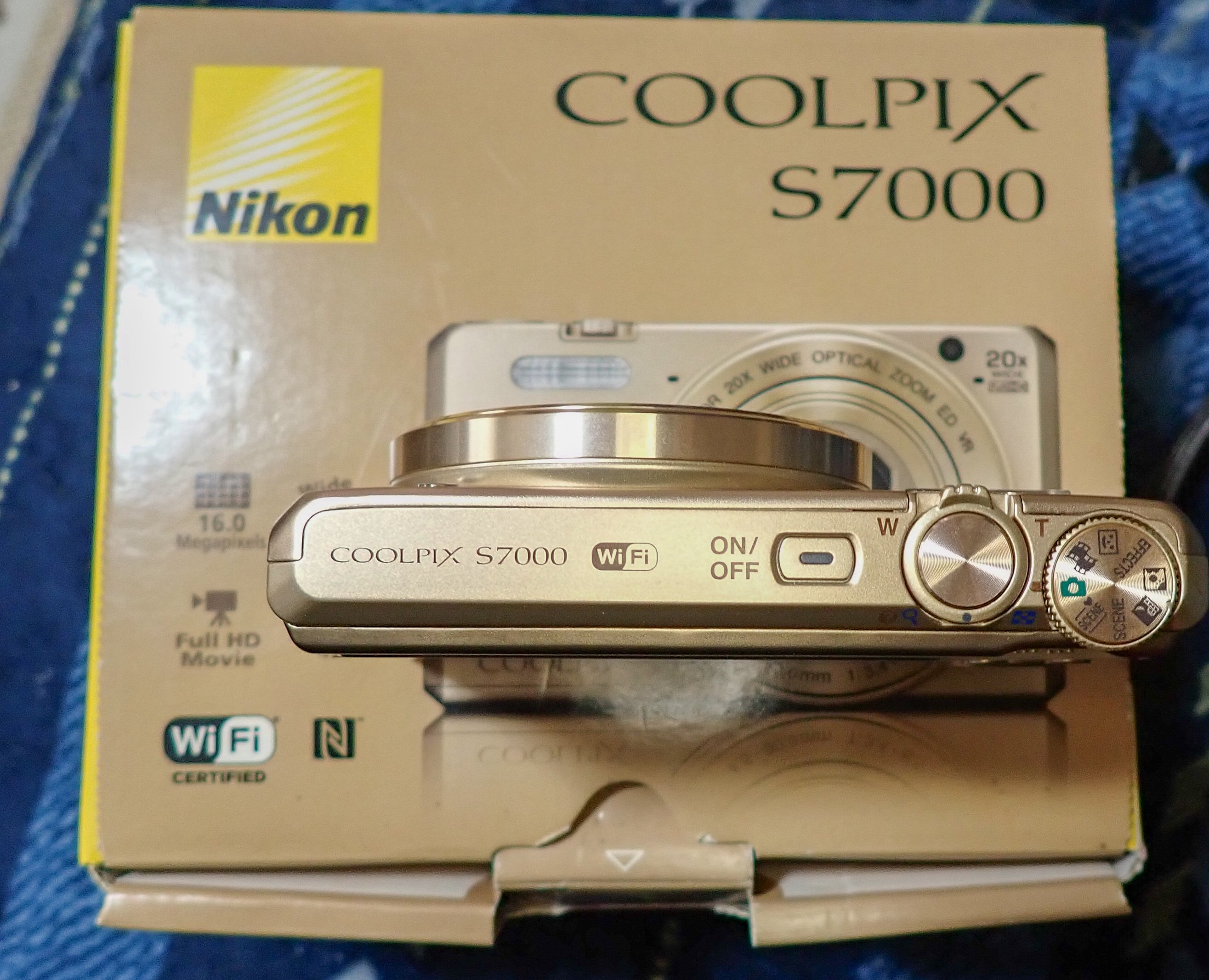 伝説の（笑）Nikon coolpix S7000を購入しました🤗｜セるしうす