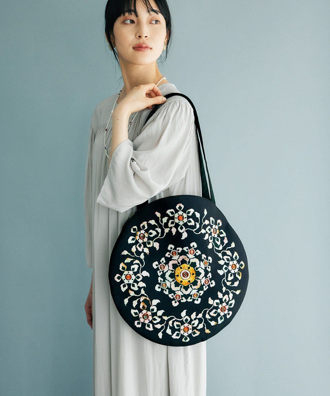 時を超えて花開く。正倉院螺鈿箱の輝きを宿すラウンドトートバッグ #正
