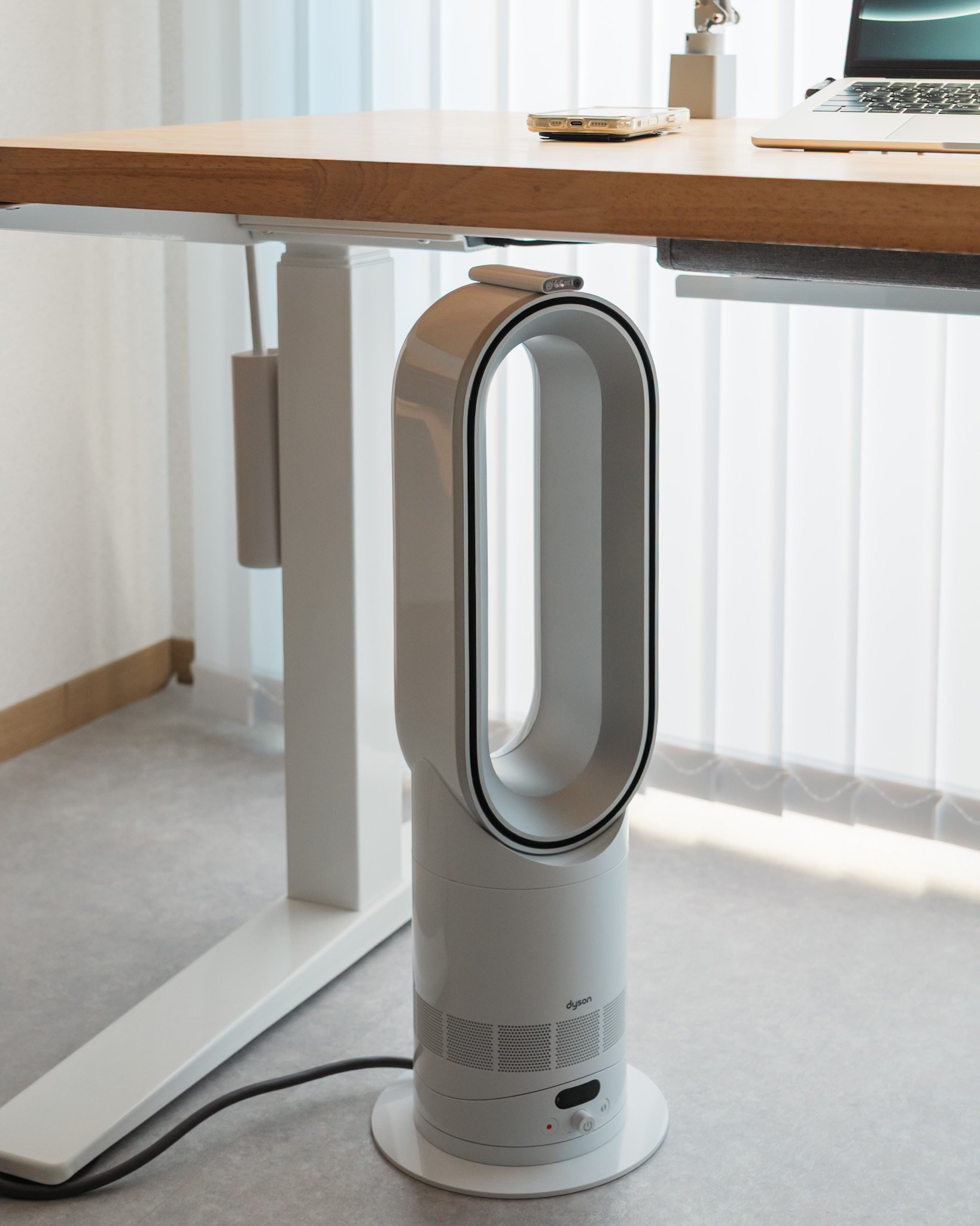 スリムで暖かい。ダイソンHot+Coolの新モデルHF1を使ってみた感想