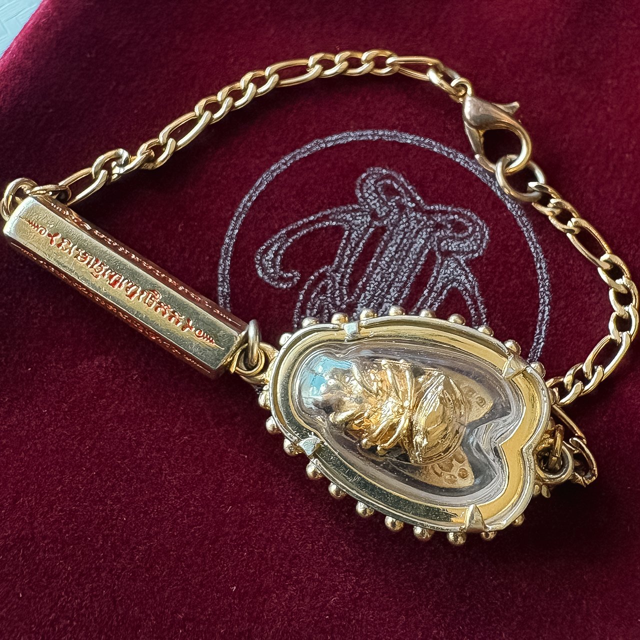 タイ旅行③【プラクルアン】お守りアミュレット屋さん｜明星 菫青