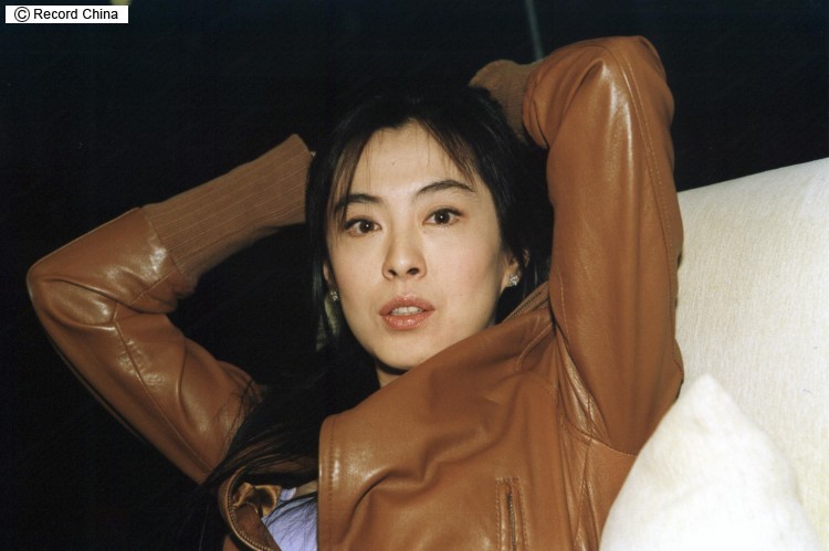 美女幽霊」ジョイ・ウォン復帰？リメイク版「チャイニーズ・ゴースト