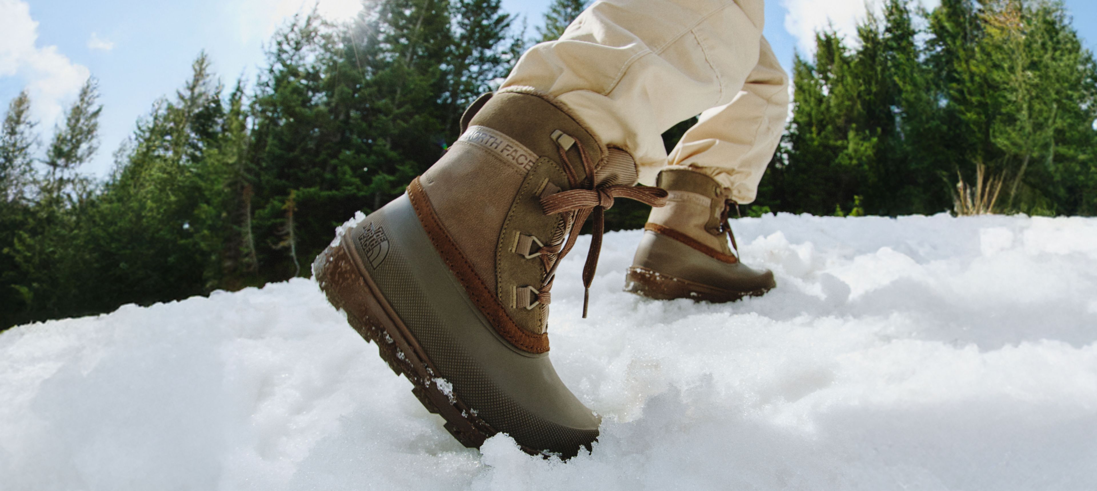 251021-holiday-ftw-clp-d