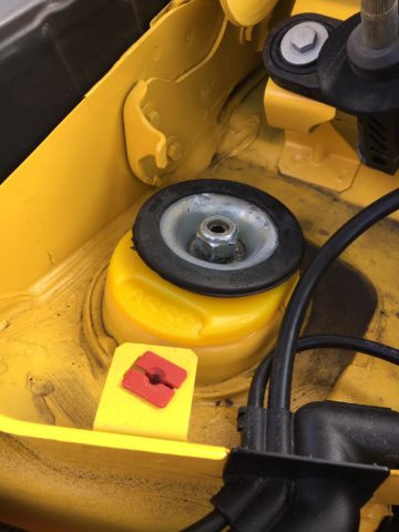 ASSOアッパーマウントブッシュ(アバルト595用) アバルト（ABARTH