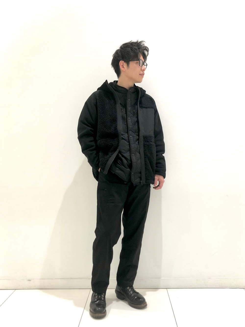 ラムVネックカーディガン、リサイクルハイブリッドダウンジャケット