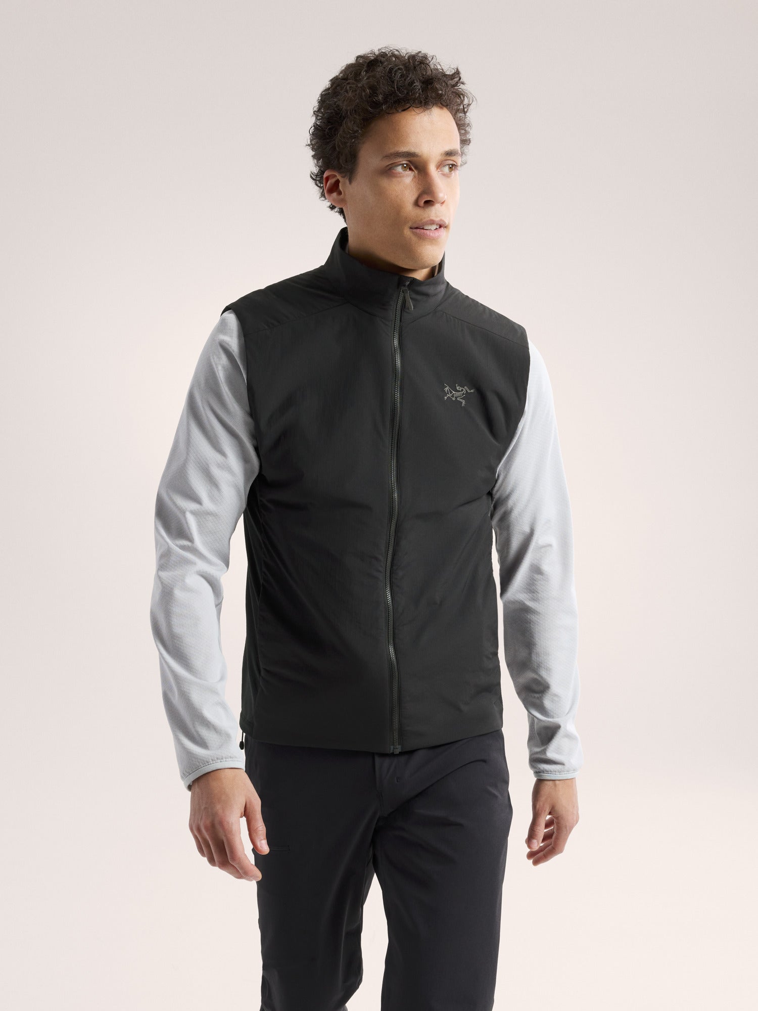 S25-X000009559-Atom-Vest-Black