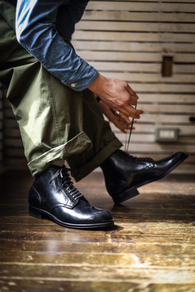 Alden / 4562H BLACK SHELL CORDOVAN PLAIN-TOE BOOTS | ARCH アーチ