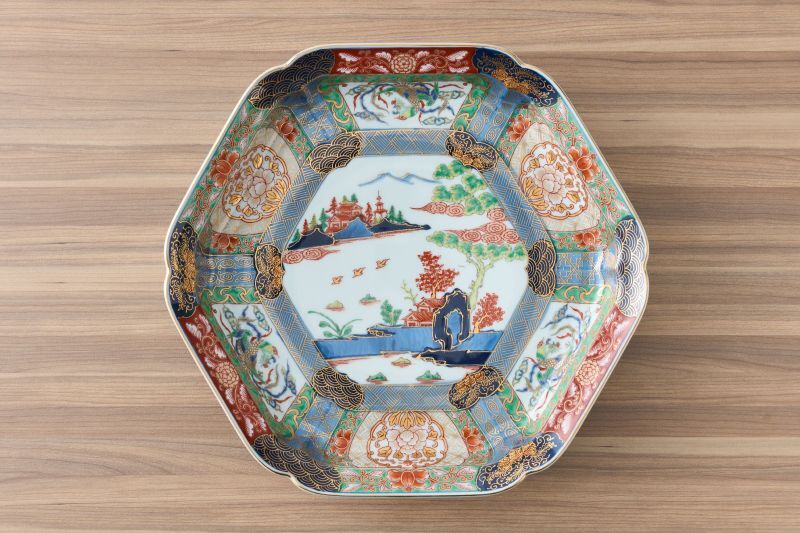 古伊万里色絵山水 / 盛皿［ 有田焼 幸楽窯 ］