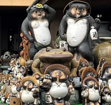 信楽（紫香楽：しがらき）を訪ねて日経アートからのお知らせ | 日経アート