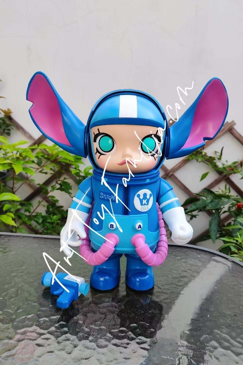 400% MEGA Space Molly 400% Stitch | POP MART – Art Toy Familia