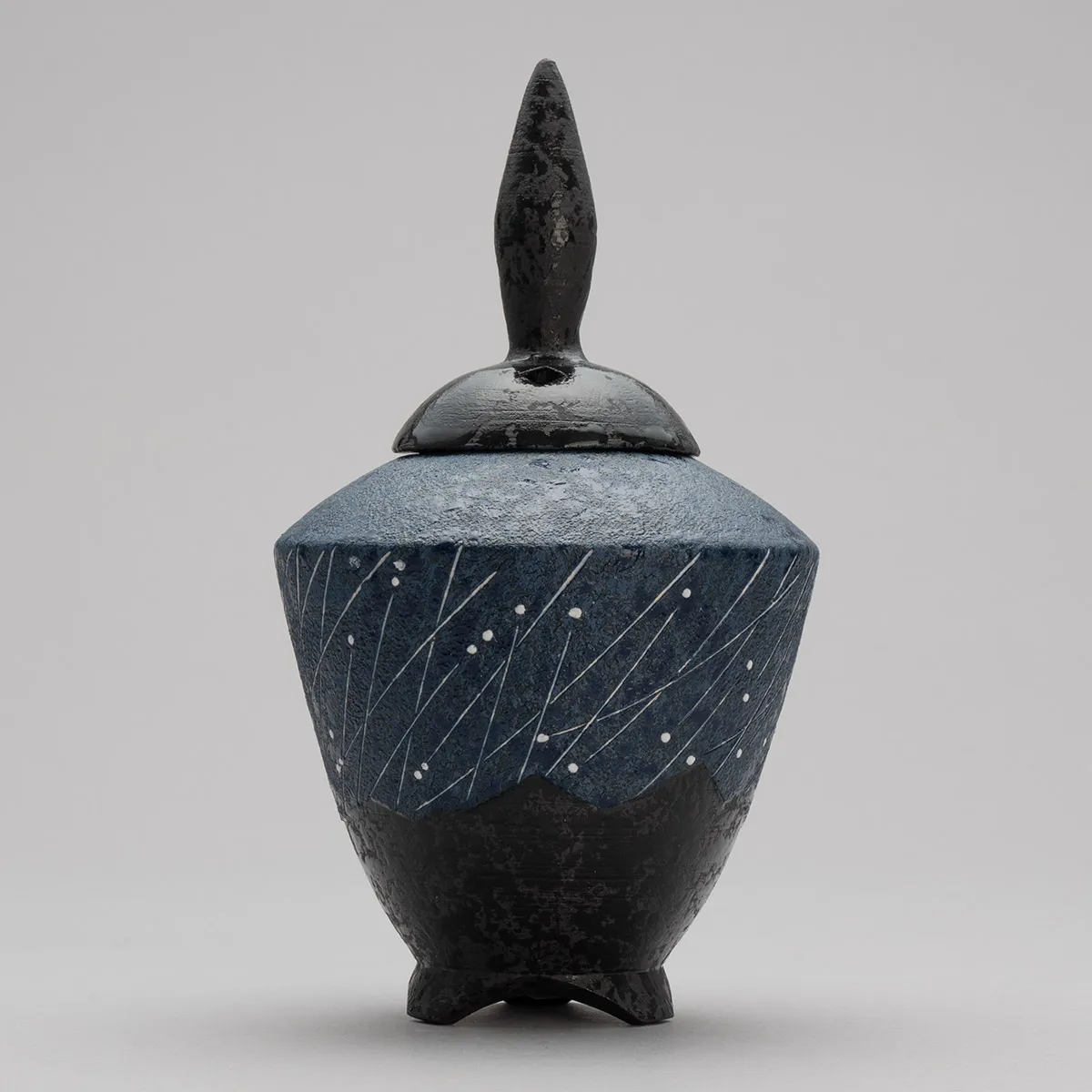 紺青彩零雨文香炉 | ARTerrace