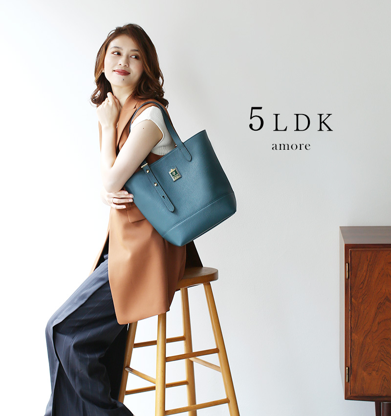 HerSchedule】6か所のポケットに分けてしまえる、整理整頓して運気の