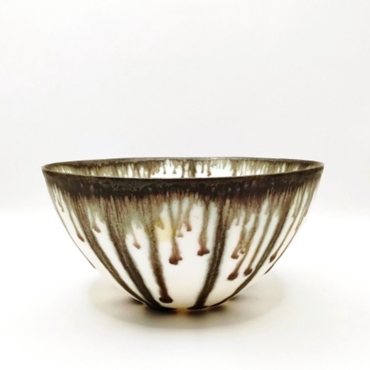 青木良太「ミルク釉ボウル（M）」 | アトリエウチノ｜atelier uchino